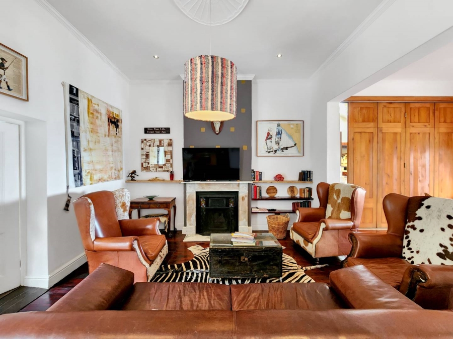 3 Bedroom Property for Sale in Sea Point Western Cape